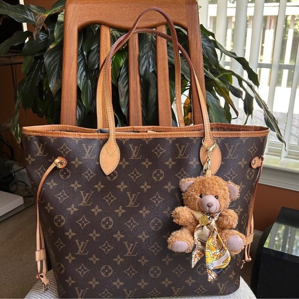 TEDDY BEAR TWILLY SCARF Bag Charm Tan 🧸 - Picture 3 of 8